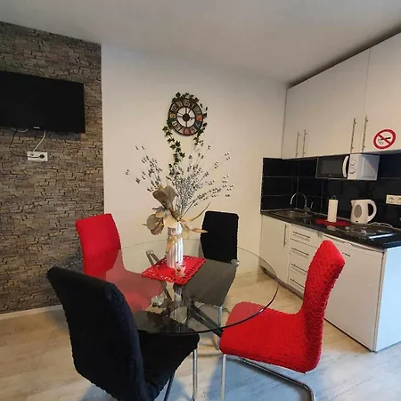 Galaxy Apartment Near Old Brige Apartment