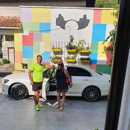 Galaxy Near Old Brige Apartamento *