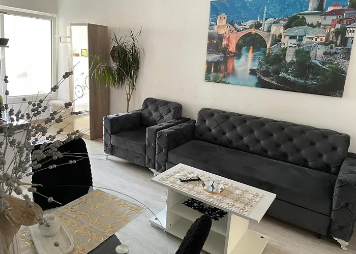 Galaxy Near Old Brige Μόσταρ